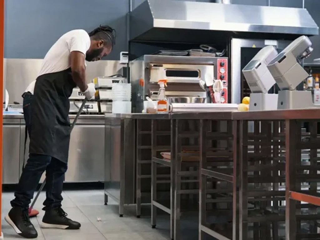 Hospitality and Food Service Establishment Cleaning Services in Australia